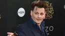 Aktor Johnny Depp di nyatakan dalam kondisi emosional tinggi dan berantakan bahkan depresi usai kasus perceraiannya dengan Amber Heard. (AFP/Bintang.com)