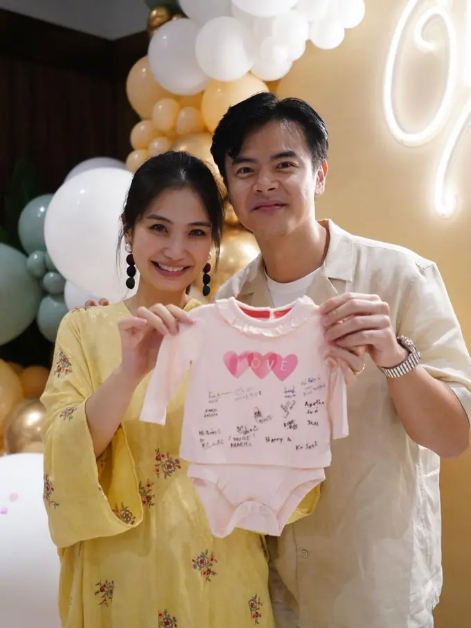 Momen Baby Shower Fiona Anthony Istri Dion Wiyoko. (Sumber: Instagram/fionaanthony)