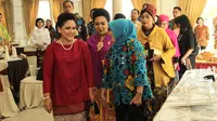 Seperti Jokowi, Iriana juga menggemari batik. (Reza Kuncoro/Liputan6.com)