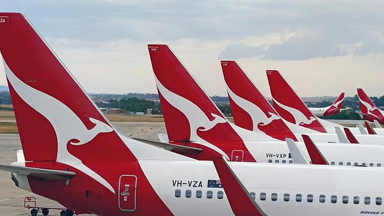 Jelang Badai Besar Marcia, Beberapa Bandara di Australia Ditutup