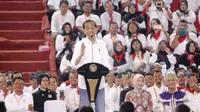 Presiden Joko Widodo dalam acara Silaturahmi Nasional dengan Tenaga Harian Lepas-Tenaga Bantu Penyuluh Pertanian (THL-TBPP)  se-Indonesia dengan tema "Satu Tekad Satu Tujuan, Kedaulatan Pangan Nasional”.