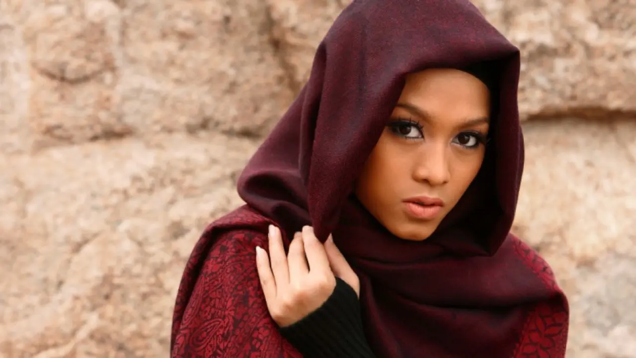 Sentuhan Hijab Coklat Buat Style Kamu Makin Manis