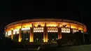 Tampak suasana malam di Stadion Olimpiyskiy, Moskow, Rusia. (Bola.com/Okie Prabhowo)