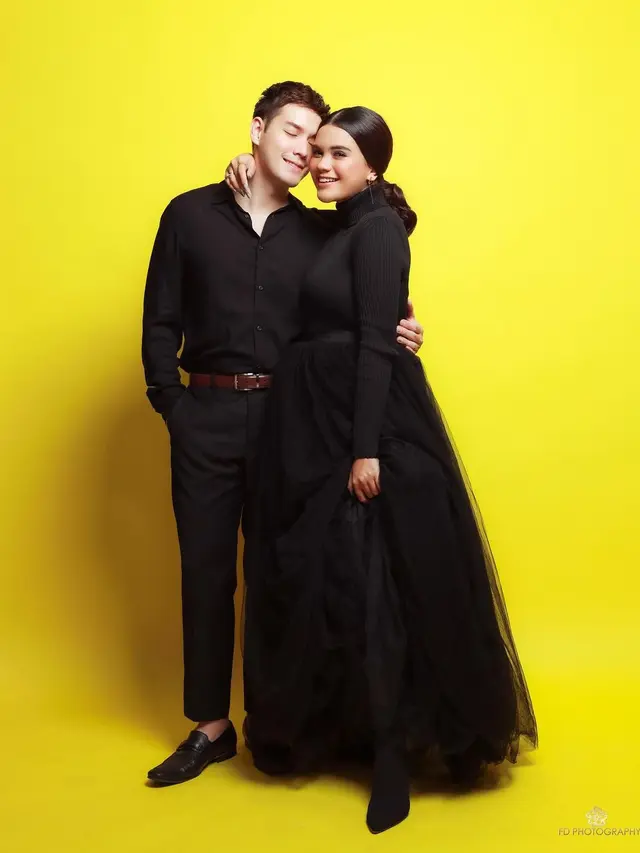 Bertema Couple In Black, Ini 7 Pemotretan Audi Marissa dan Anthony Xie