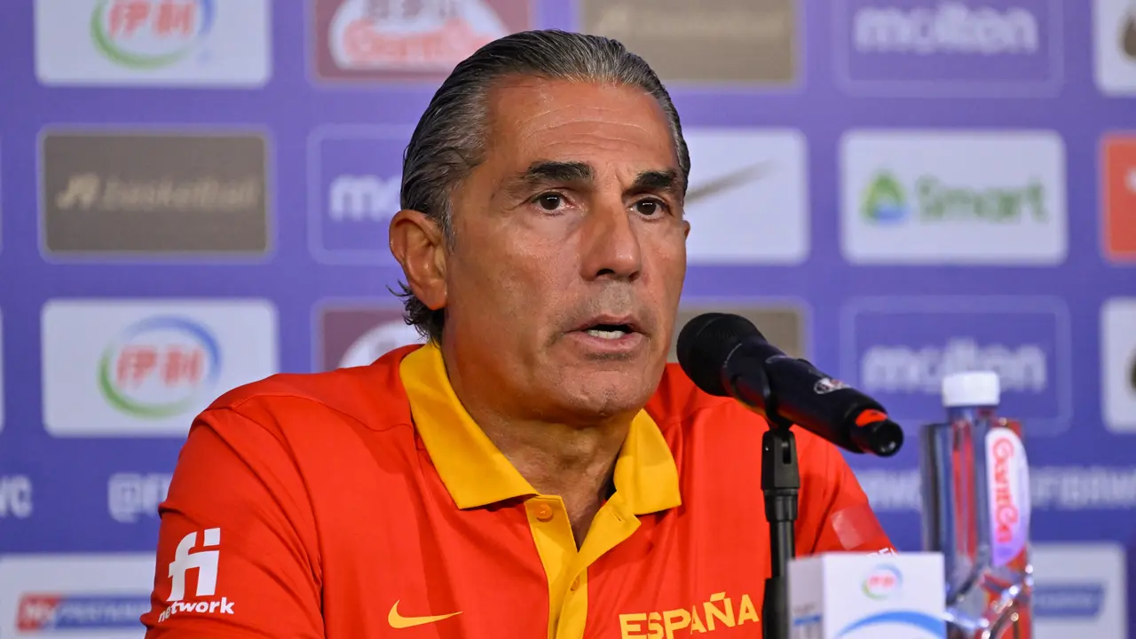 Pelatih Spanyol Sergio Scariolo