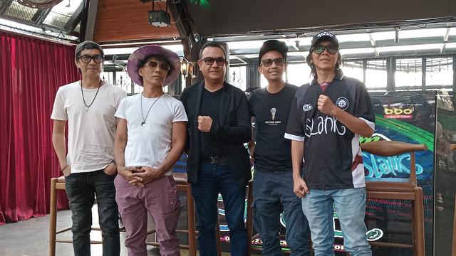 Konser Pasar Malam Slank