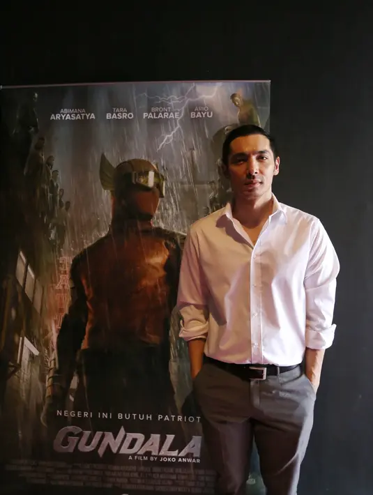 Abimana Aryasatya (Adrian Putra/Fimela.com)