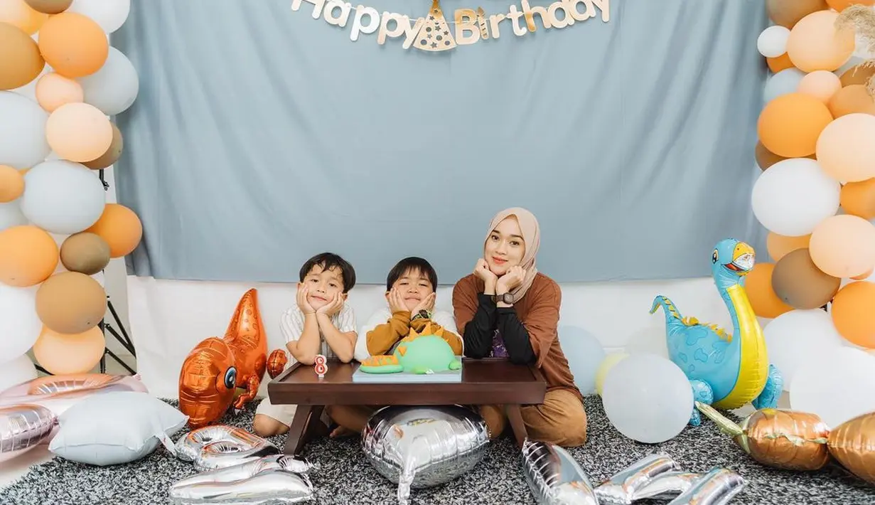 Ayus Sabyan dan Ririe Fairus kompak Rayakan Ultah Anak (Instagram/ririe_fairus)