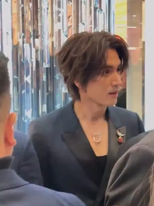 8 Potret Terbaru Jerry Yan 'Meteor Garden', Disebut Tak Menua di Usia 47 Tahun