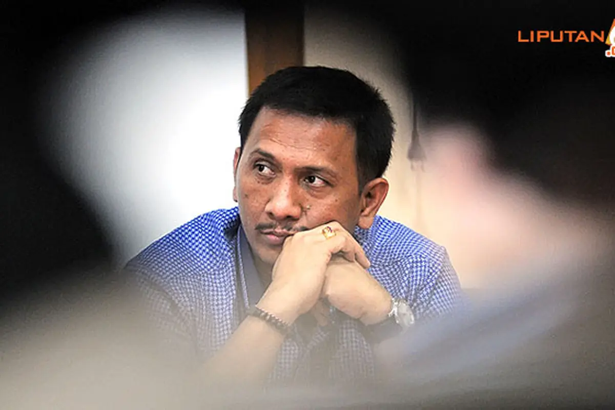 pasek-calon130408b.jpg