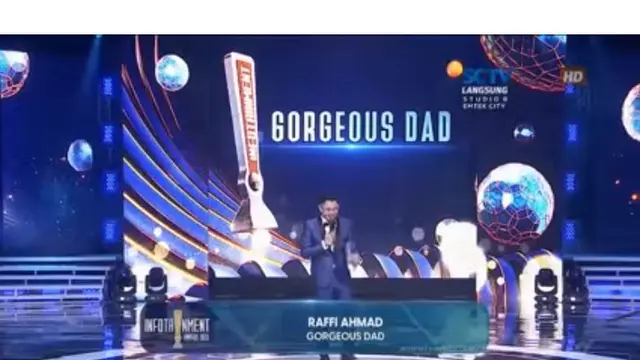 Raffi Ahmad  Raih Penghargaan Goergoes Dad Infotaiment Awrads 2021