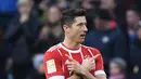 5. Lewandowski - Gaya permainan yang begitu berkelas, Kualitas Lewi memang tak perlu dipertanyakan lagi. Berbagai gelar sudah ia rengkuh bersama klub papan atas macam Bayern Munchen. (AFP/Christof Stache)