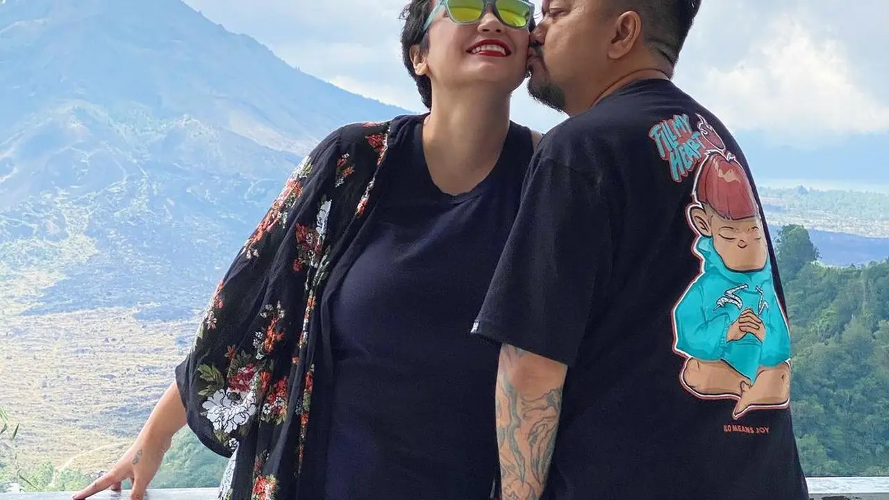 5 Tahun Menetap, Ini 6 Potret Mesra Feby Febiola dan Suami Nikmati Alam di Bali