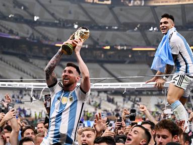 Bomber Inter Milan ini merupakan penyerang yang mendapat kesempatan bermain cukup banyak dari pelatih Argentina. Namun sayang, Lautaro Martinez ternyata tidak mampu mencetak gol. Dia hanya bisa menjebol gawang lawan dalam adu penalti melawan Belanda. (AFP/Kirill Kudryavtsev)