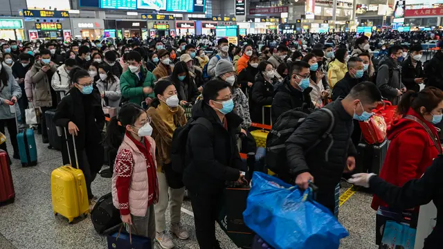 Potret Ramainya Stasiun Kereta di China Menjelang Liburan Imlek