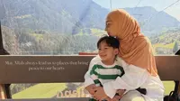 Liburan Keluarga Nikita Willy di Dolomite, Momen Bareng Anak dan Pesan Parenting