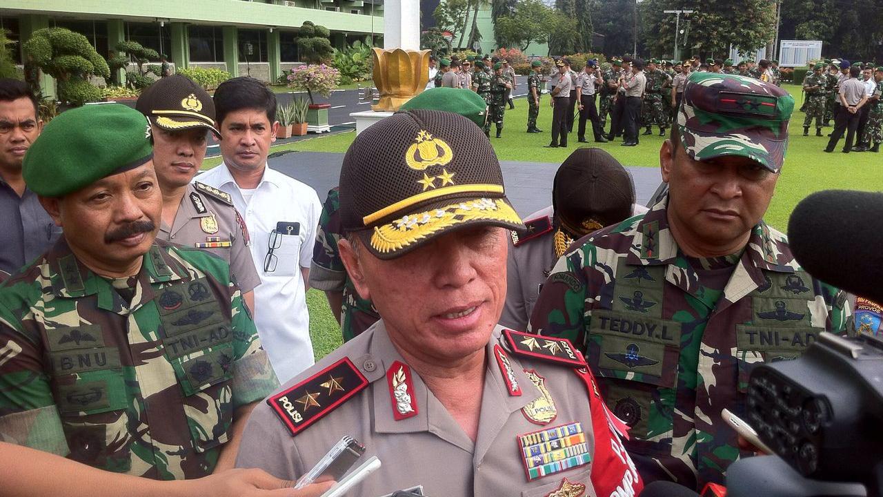 Kapolda Metro Jaya Irjen Pol M Iriawan memimpin apel gabungan TNI-Polri di Markas Kodam Jaya