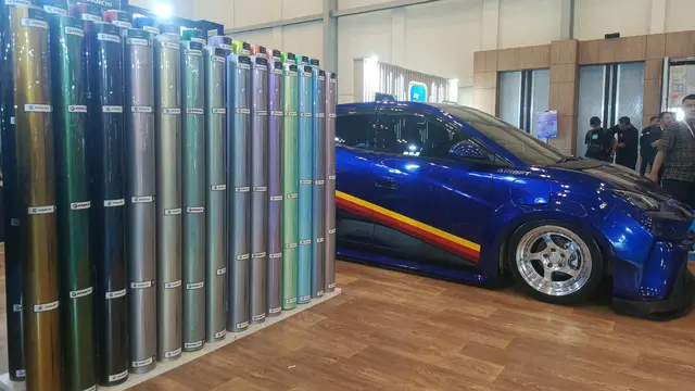 Gentian Blue untuk Mobil Bergaya RWB (ist.)