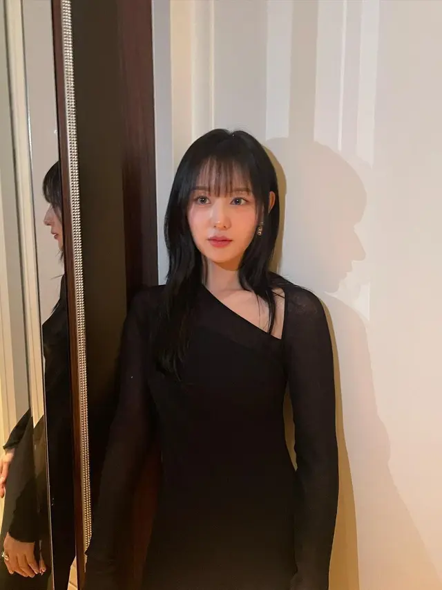 6 Potret Kim Ji Won dengan Rambut Baru Jelang Fan Meeting di Indonesia, Dongkrak Visual yang Makin Menawan