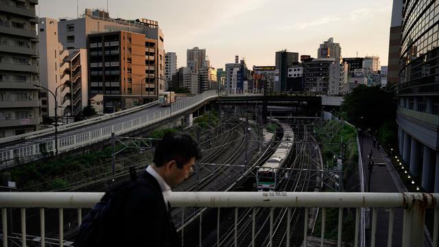 FOTO: Melihat Keseharian Warga di Pusat Kota Tokyo