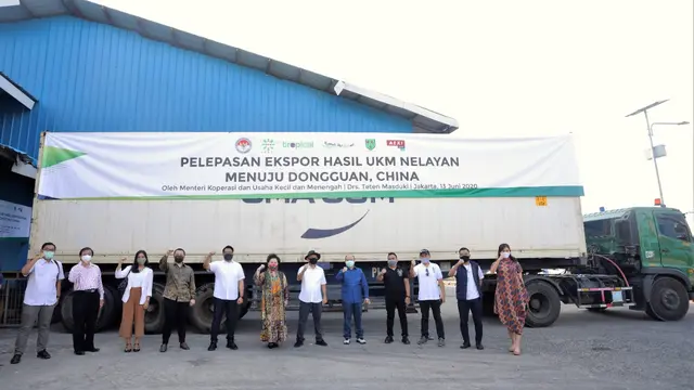 Masuk Era New Normal, Menkop UKM Kick Off Ekspor Perdana 27 Ton Ikan ke China