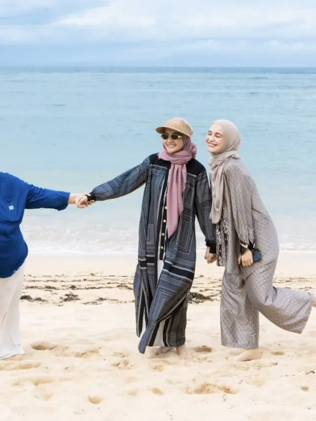 Zaskia dan Shireen Sungkar saat Liburan di Bali. [@shireensungkar]