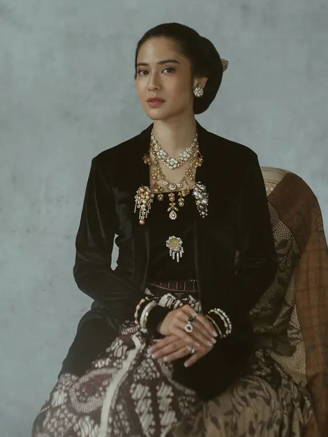 Dian Sastrowardoyo