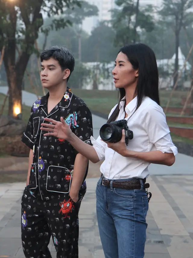 Melihat Perjalanan Jakarta Fashion Week 2021 Icons dalam Sebuah Web Series