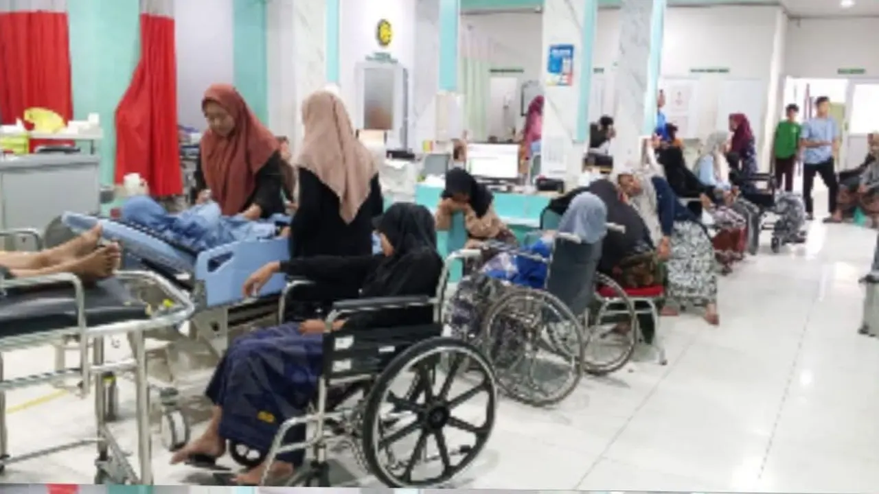Ratusan Santri di Demak Diduga Keracunan Usai Santap Nasi Goreng MBG