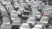 Jangan Panik, Ini 5 Cara Jitu Mengatasi Mobil Mogok di Jalan Tol