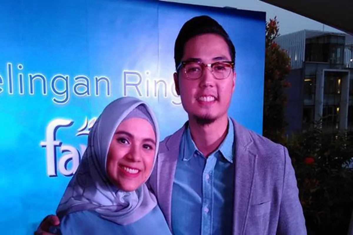 Nycta Gina dan suami