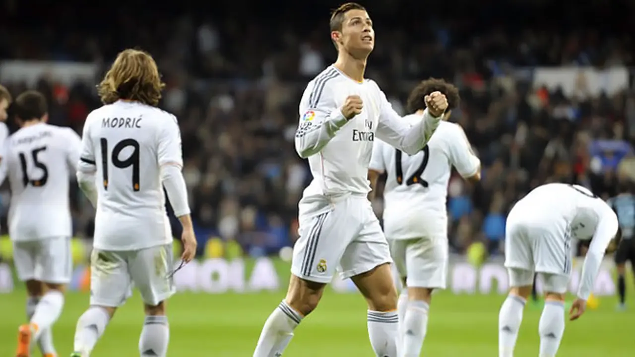 ronaldo-140112c.jpg