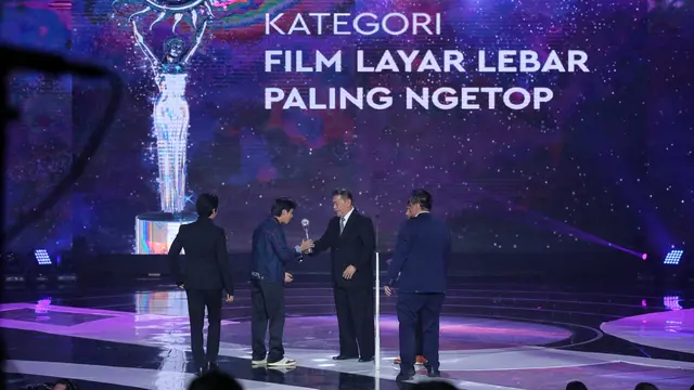 [Bintang] Dilan di SCTV Awards 2018