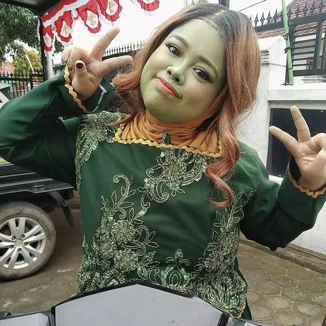 7 Potret Kekeyi saat Lakukan Cosplay Berbagai Karakter, Terbaru Putri Fiona