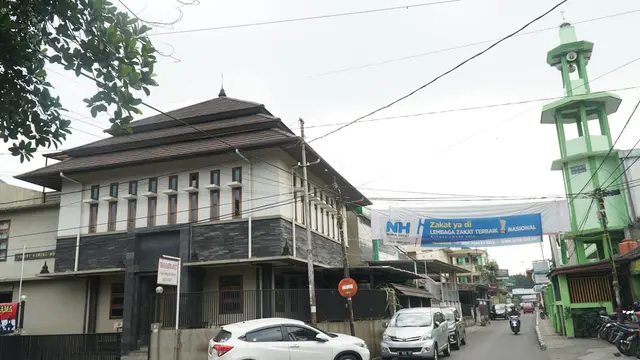 Rumah Ibadah Berdampingan