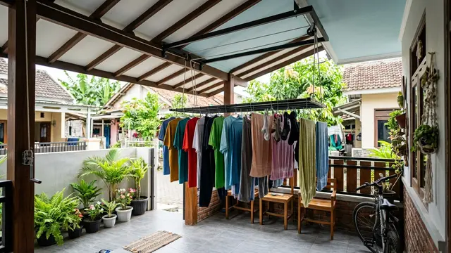 Model Jemuran untuk Teras Rumah Kecil (AI Generated)