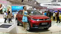 PT Astra Daihatsu Motor menampilkan konsep compact crossover dengan nama FX Concept. 