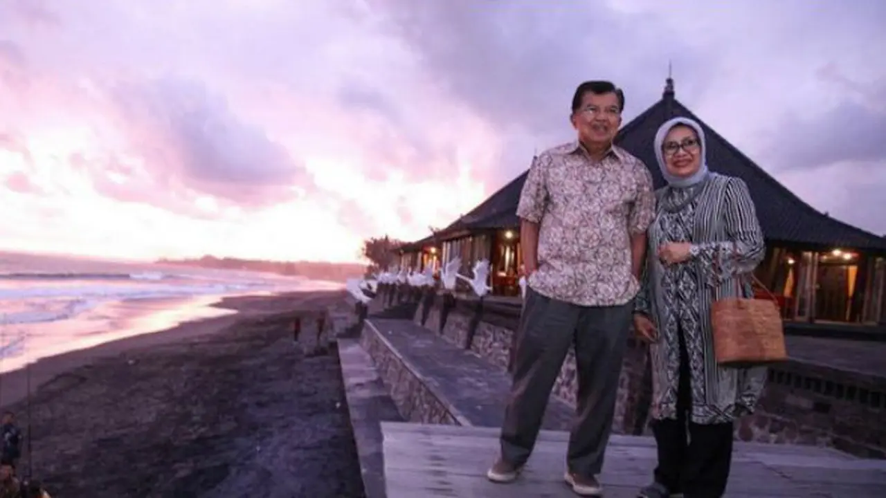 Wapres Jusuf Kalla dan istrinya, Mufidah Jusuf Kalla