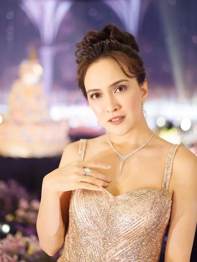 7 Gaya Shandy Aulia Pakai Perhiasan Berlian, Gemar Koleksi Sejak Usia 13 Tahun