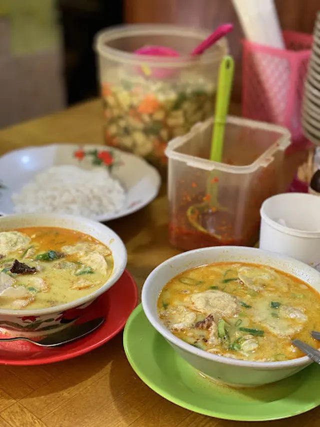 Soto Betawi Hj. Husen (GMaps/ Michelle Faradina)