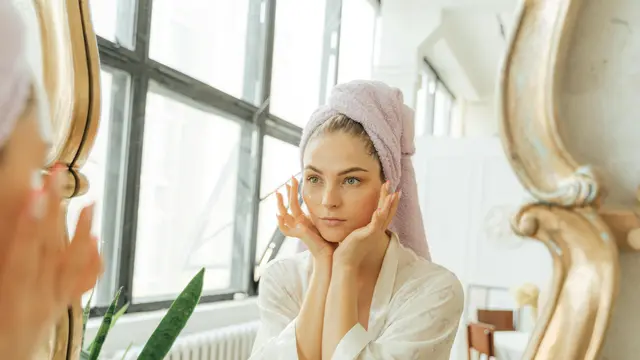 Menjaga Skin Balance dengan Skincare Routine di Tengah Cuaca yang Tidak Menentu