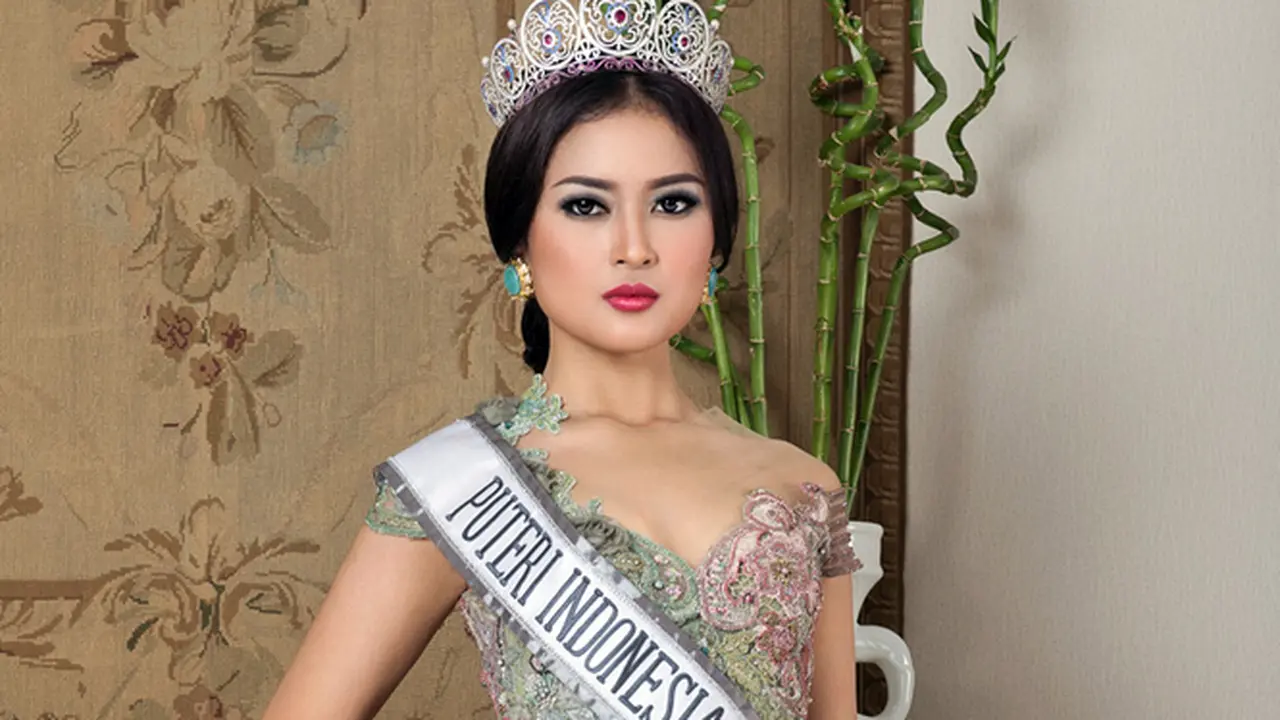 Tanam Pohon Ala Puteri Lingkungan Hidup 2015 