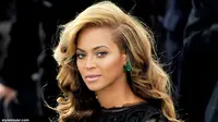 Lagu Baru Beyonce, Standing on the Sun Bocor di Internet