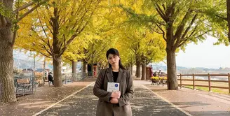 Lingkungan juga memengaruhi preferensi gaya, seperti Youtuber Amelia Tantono. [IG @amelia_tantono]