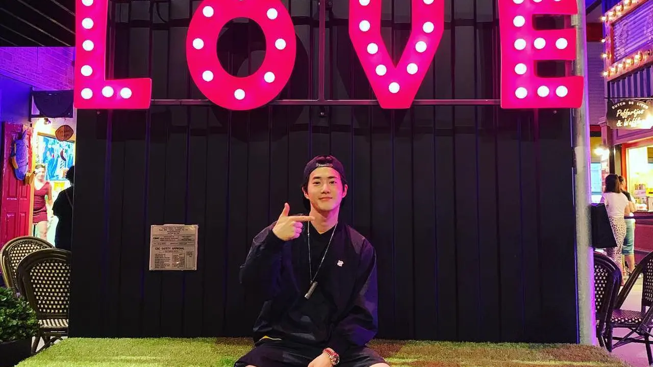 Suho EXO Terlibat Rumor Tak Kembalikan 300 Pasang Sepatu Milik Stylist