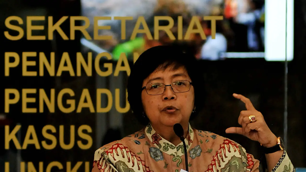 20150918-Jumpa-Pers-Terkait-Kabut-Asap-Jakarta-Siti-Nurbaya