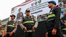 Team Polri untuk misi kemanusiaan internasional di Turki dan Suriah berkumpul saat apel pelepasan di Mabes Polri Jakarta, Kamis (9/2/2023). Polri mengirimkan bantuan sebanyak 26 orang personel untuk misi kemanusiaan internasional gempa Turki dan Suriah, dengan tiga unsur yakni tim medis, DVI, dan K9. (Liputan6.com/Angga Yuniar)