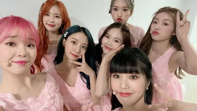 Oh My Girl. (Instagram/ wm_ohmygirl)