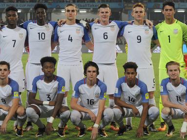 Sejak pertama kali digulirkan pada 1985, ajang dua tahunan Piala Dunia U-17 tercatat telah sampai pada edisi ke-19 sebagai edisi teranyar yang akan berlangsung pada 10 November hingga 2 Desember di Indonesia. Diikuti oleh negara-negara perwakilan dari seluruh 6 konfederasi dalam afiliasi FIFA yang harus melalui tahap kualifikasi untuk lolos ke putaran final, kecuali tuan rumah, tercatat ada beberapa negara yang menjadi langganan untuk berpartisipasi. Seperti 5 negara berikut yang masuk dalam daftar 5 besar negara yang paling sering tampil di ajang Piala Dunia U-17. (AFP/Indranil Mukherjee)