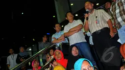 Bambang mengatakan, dia merinding mendengar lantunan doa dari pengajian yang digelar oleh kaum ibu di KPK, Jakarta, Selasa (17/2/2015).(Liputan6.com/Faisal R Syam)